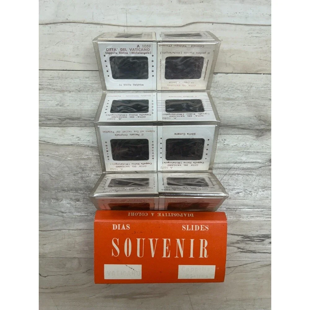 Vtg Souvenir Set Of 12 Color Slides 35mm From Vaticano Capella Sistina Paintings